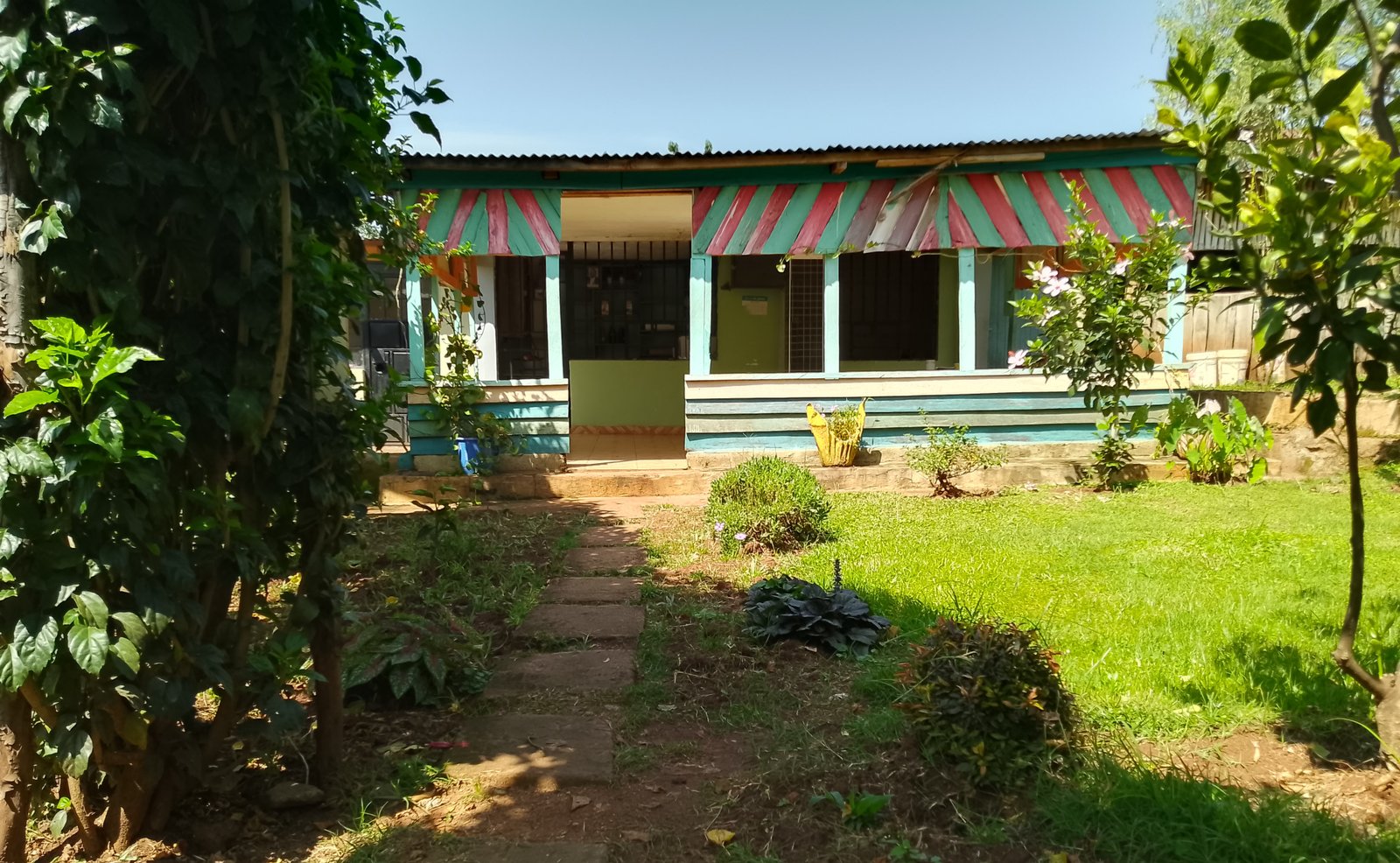 Paul's Pilgrims Guest House Restaurant dining